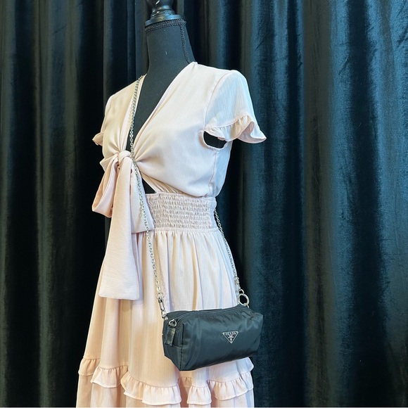 PRADA black nylon pouch crossbody or bum bag with dust bag EXCELLENT - Picture 2 of 15